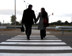 couple-crosswalk